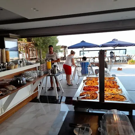 Aparthotel Konstantinos 1 2*
