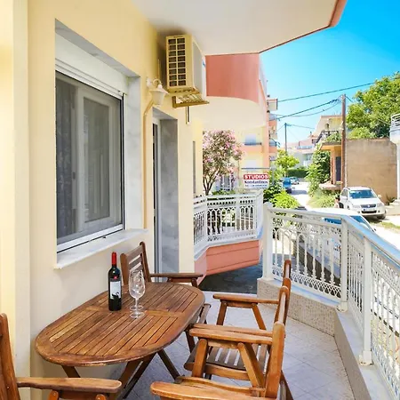 Aparthotel Konstantinos 1 2*