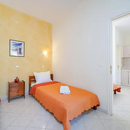 Aparthotel Konstantinos 1 2*